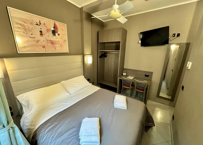 Otel Parma 2*