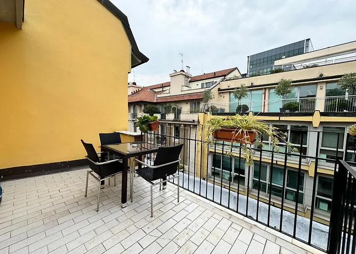 Parma 2* Milano