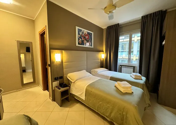 Otel Parma 2*