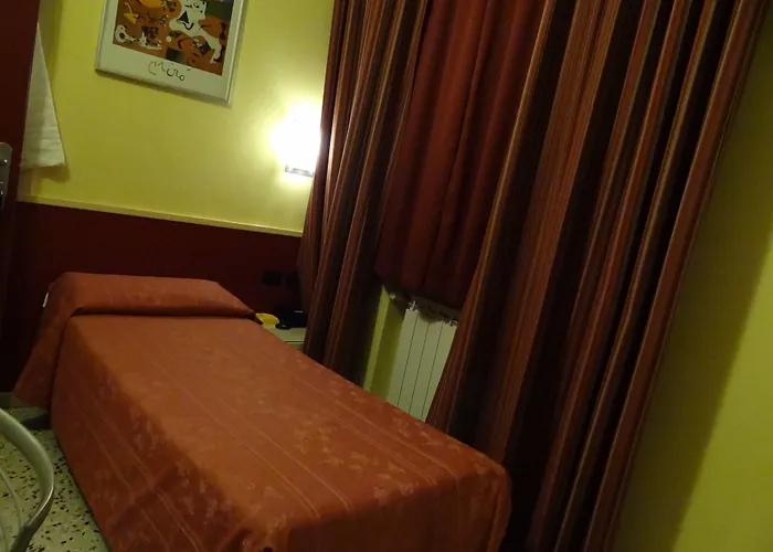 Otel Parma 2*