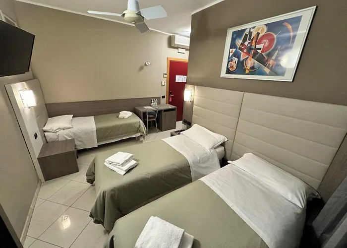 Otel Parma 2*