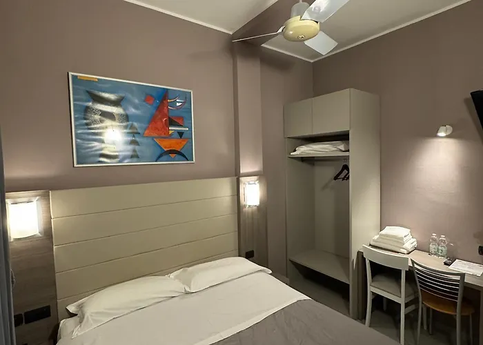 Otel Parma 2*